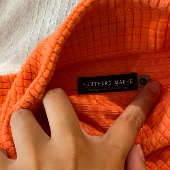 1/4 Southern Marsh pull over - Picture 3 of 3